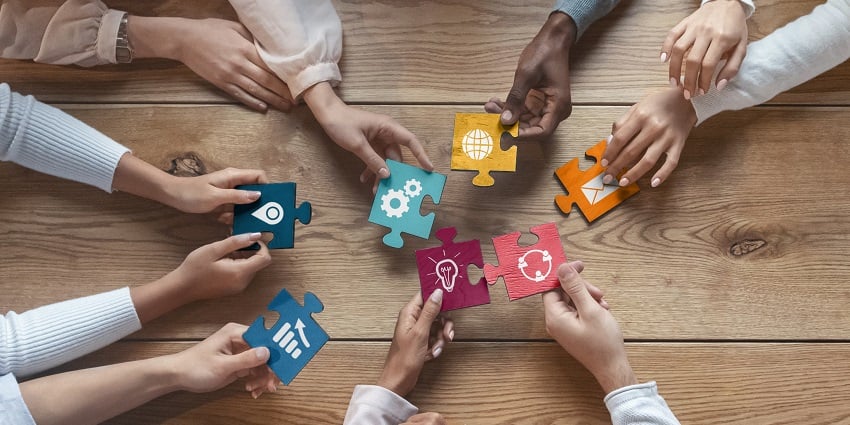 8-Huge-Team-Collaboration-Trends-to-Watch-in-2024 8-Huge-Team-Collaboration-Trends-to-Watch-in-2024
